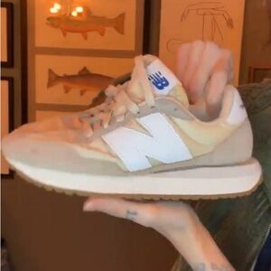 NEW BALANCE 237 Brown Sneakers